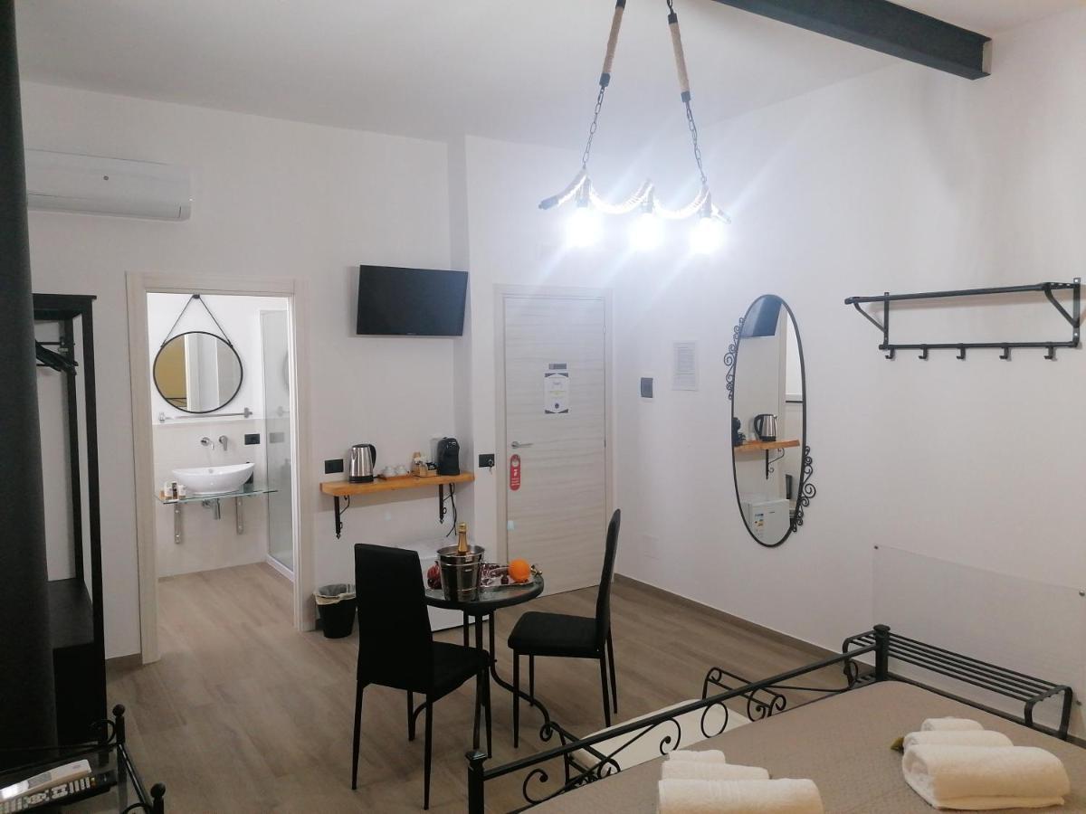 B&B 36 Passi Dal Mare 2.0 Trapani Exterior photo
